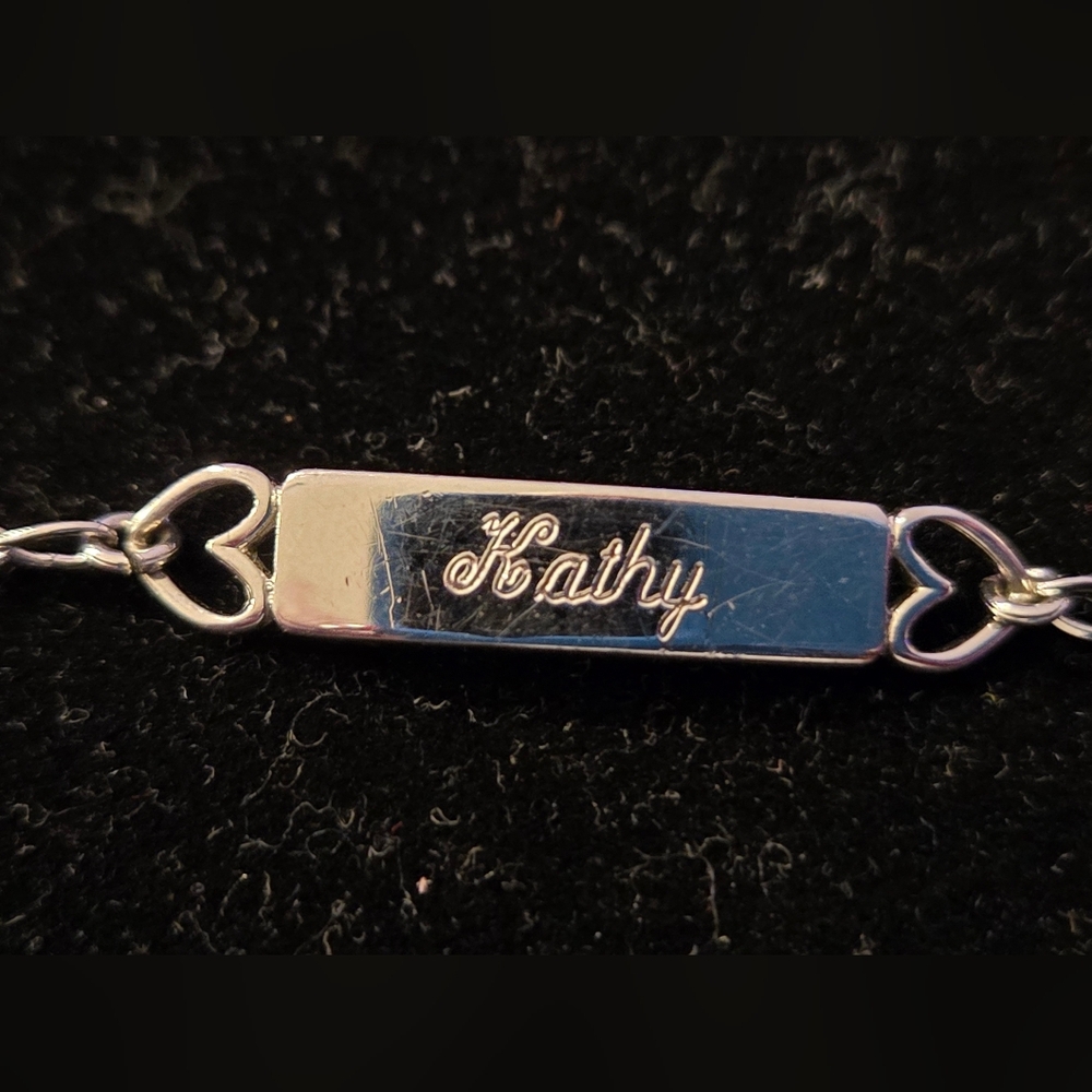 Sterling Silver Personalized “Kathy” Name Bracelet – 5.5” – Heart Link Detail